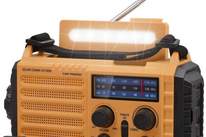 Solar Radio mit Dynamo und Kurbel