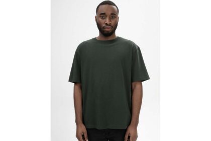 MELA Bio-Herren-T-Shirt 'BHAJAN' mit überschnittenen Schultern, dunkelgrün, Gr. L