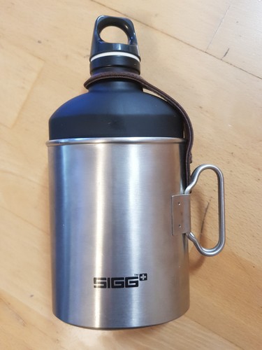 SIGG Oval Bottle Edelstahl Flasche mit